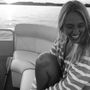 Meet your Posher, Leah